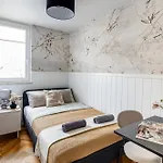 Appartement Lazienki Park Two-bedroom With Balcony By Mia