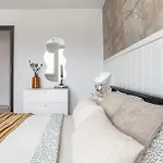 Appartement Lazienki Park Two-bedroom With Balcony By Mia