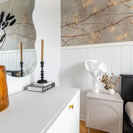 公寓 Lazienki Park Two-bedroom With Balcony By Mia 华沙