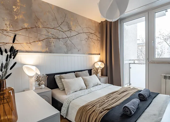 Lazienki Park Two-bedroom With Balcony By Mia Διαμέρισμα Βαρσοβία