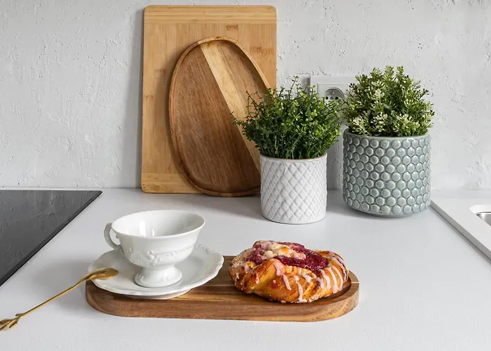 Lazienki Park Two-bedroom With Balcony By Mia דירה *