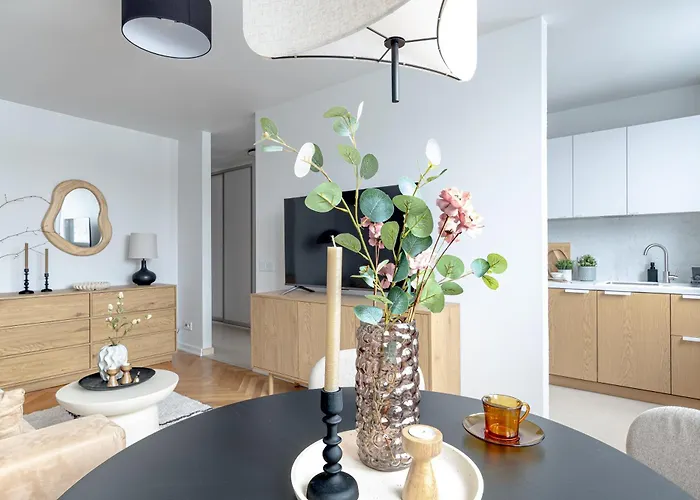 Lazienki Park Two-bedroom With Balcony By Mia Διαμέρισμα Βαρσοβία