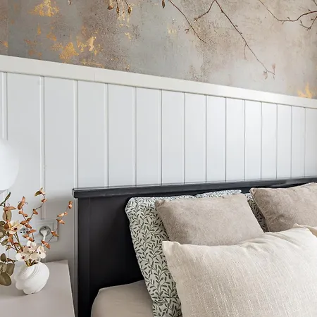 Lazienki Park Two-bedroom With Balcony By Mia Warschau